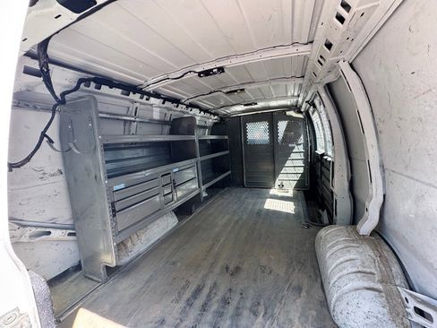 Used 2020 Chevrolet Express 2500 w/ Driver Convenience Package RWD image 8