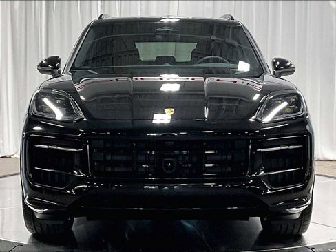 New 2026 Porsche Cayenne S AWD/4WD image 10