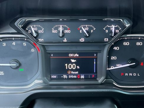 Used 2020 GMC Sierra 2500 SLT w/ SLT Premium Plus Package image 13