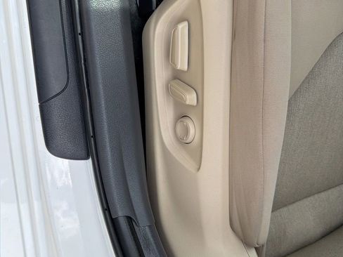 Used 2023 Toyota Camry LE FWD image 18