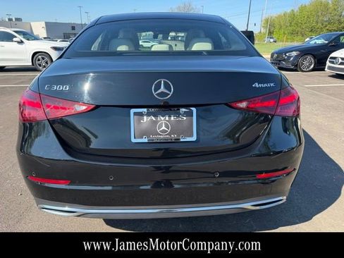 Certified 2022 Mercedes-Benz C 300 4MATIC Sedan image 9