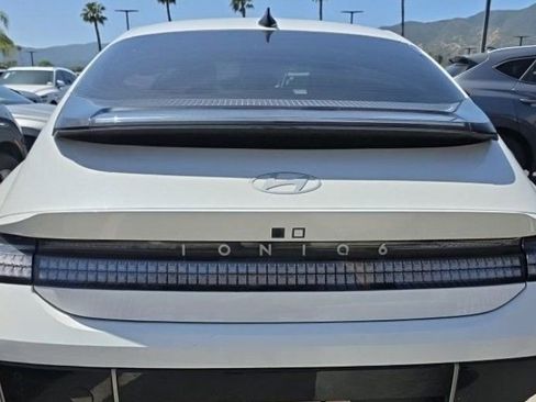 Used 2024 Hyundai Ioniq 6 SE RWD image 4
