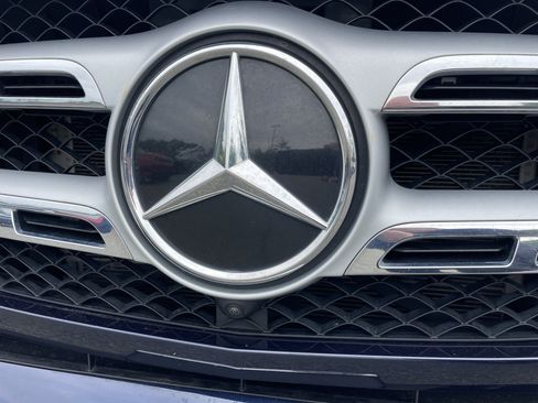 Used 2021 Mercedes-Benz GLS 450 4MATIC image 34