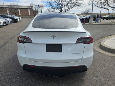 Used 2022 Tesla Model Y Performance image 7
