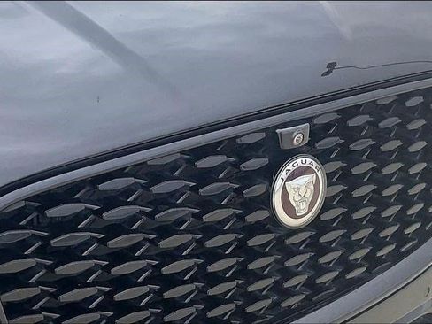 Used 2021 Jaguar F-PACE S image 32