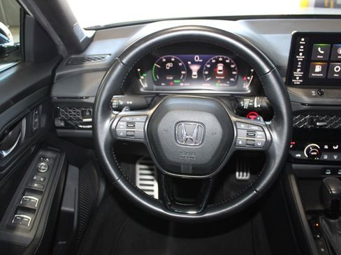 Used 2023 Honda Accord Sport image 16