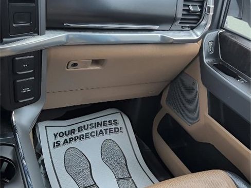 Used 2021 Ford F150 Lariat w/ Equipment Group 502A High image 22