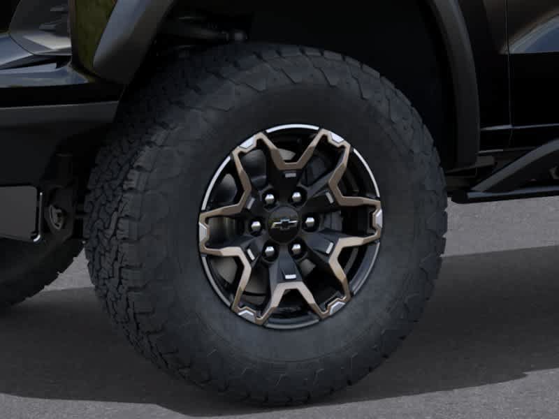 New 2026 Chevrolet Colorado ZR2 w/ Technology Package AWD/4WD image 9