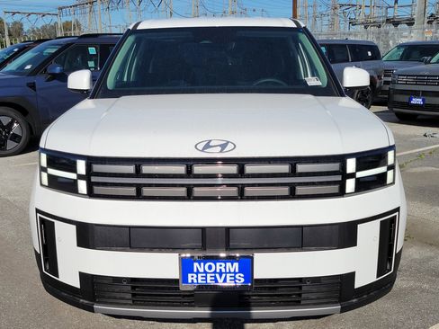 Used 2026 Hyundai Santa Fe SE FWD image 4