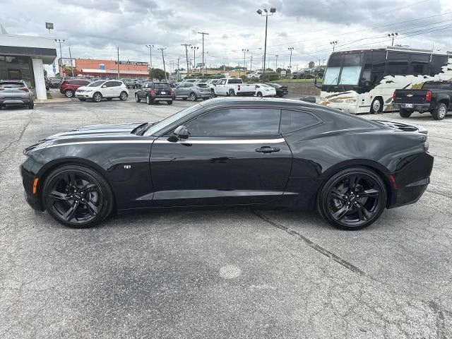 Used 2022 Chevrolet Camaro LT RWD image 7
