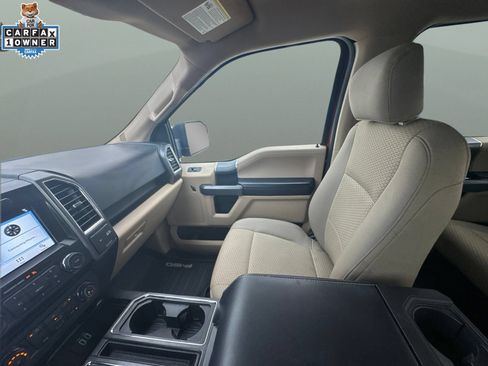 Used 2016 Ford F150 XLT w/ Equipment Group 302A Luxury AWD/4WD image 32
