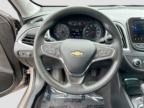 Used 2024 Chevrolet Malibu LT FWD image 11