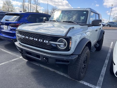 Used 2024 Ford Bronco Wildtrak image 14