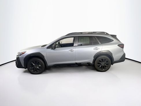 Used 2023 Subaru Outback Onyx Edition image 8
