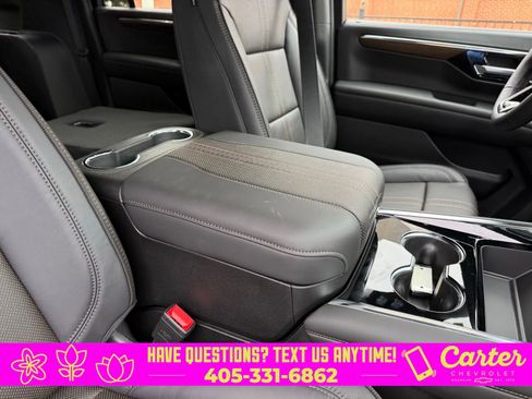 New 2026 Chevrolet Suburban High Country image 32