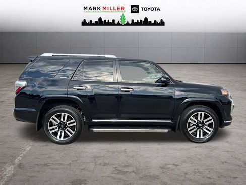 Certified 2022 Toyota 4Runner Limited AWD/4WD image 7