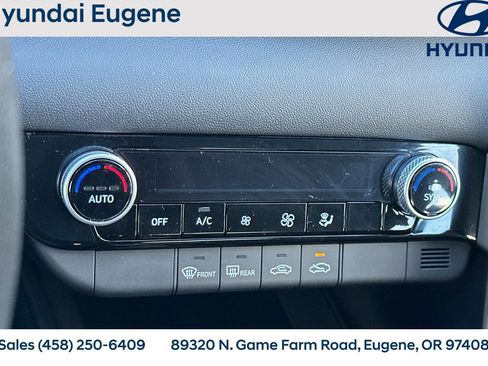 Used 2023 Hyundai Elantra SEL image 24