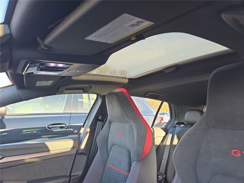 New 2026 Volkswagen GTI SE image 22