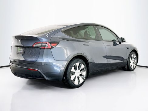 Used 2023 Tesla Model Y Long Range image 9