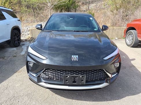 Used 2024 Buick Envista Avenir image 2