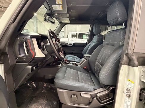 Used 2023 Ford Bronco Heritage Edition image 18