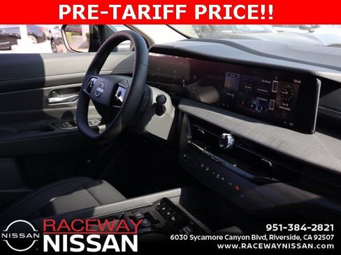 New 2025 Nissan Murano SV image 19