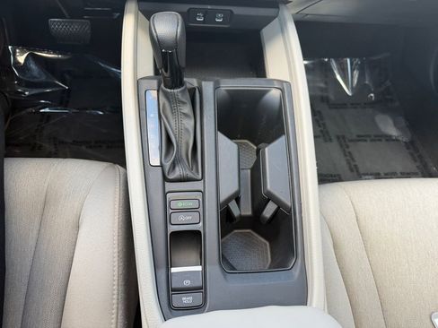 Used 2023 Honda Accord EX image 19