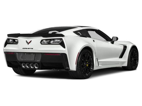 Used 2015 Chevrolet Corvette Z06 w/ Z07 Performance Package image 2