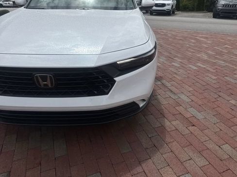 Used 2024 Honda Accord EX image 24