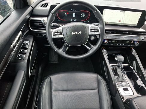 Used 2023 Kia Telluride S w/ S Sunroof Package image 11