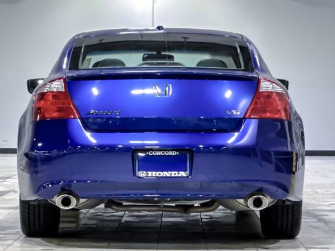 Used 2010 Honda Accord EX-L image 9