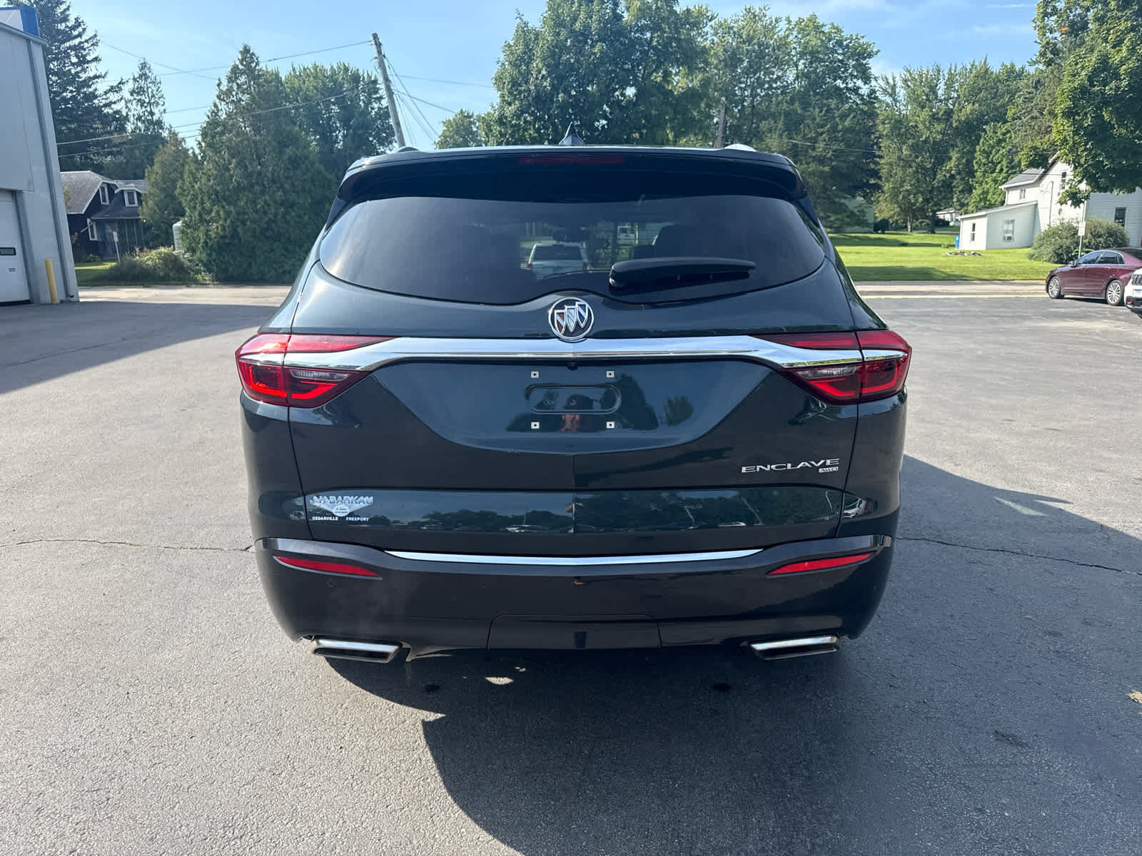Used 2019 Buick Enclave Essence AWD/4WD image 4