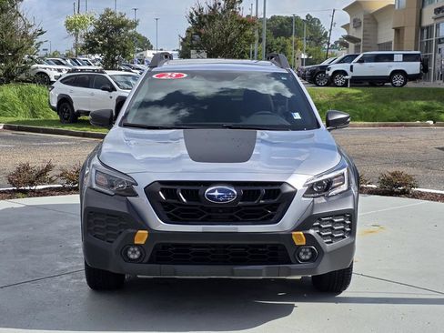 Used 2025 Subaru Outback Wilderness AWD/4WD image 2