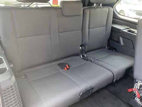 Certified 2025 Toyota Sequoia SR5 AWD/4WD image 19