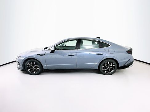 Used 2025 Hyundai Sonata SEL FWD image 4