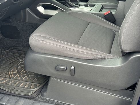 Used 2022 Nissan Frontier SV image 17