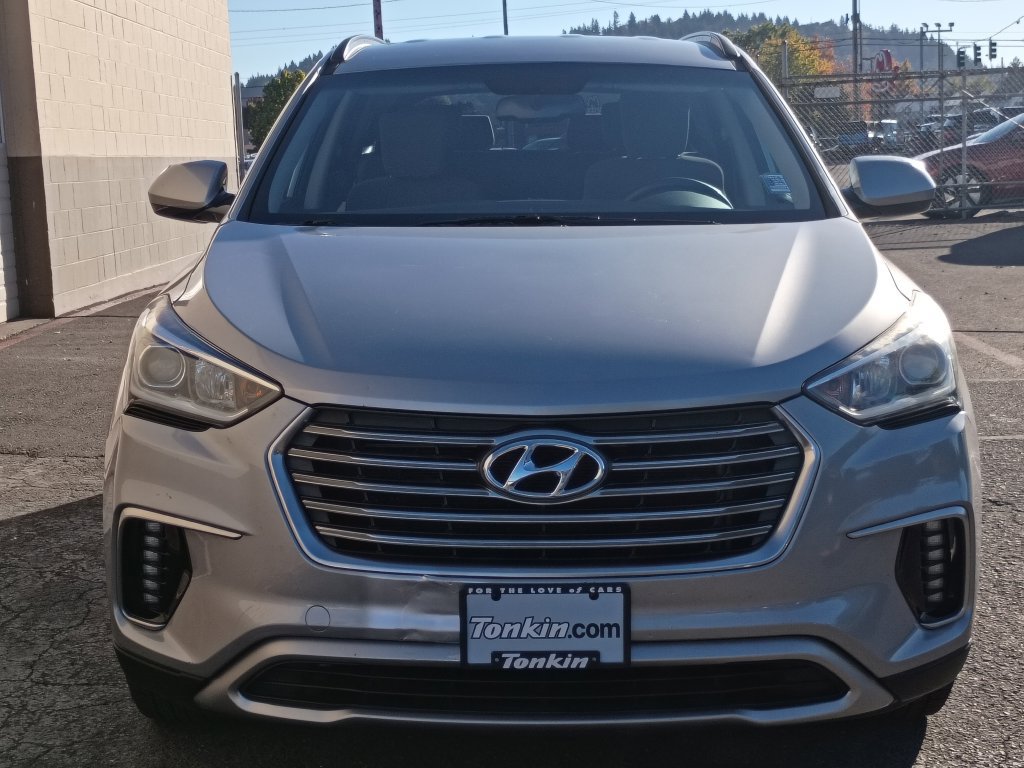 Used 2017 Hyundai Santa Fe SE w/ Cargo Package AWD/4WD image 13