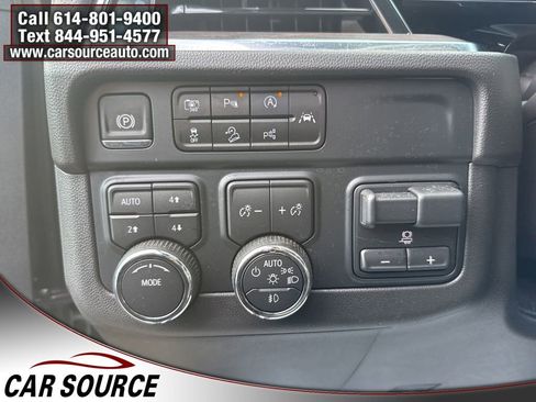 Used 2025 Chevrolet Tahoe Premier w/ Sun And Tow Package image 22