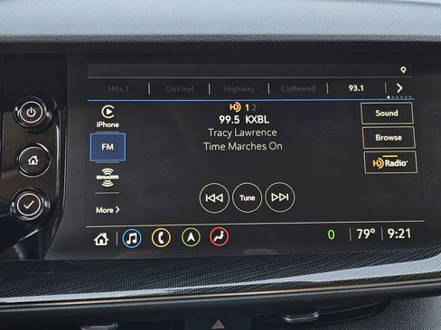 Used 2022 Buick Envision Essence w/ Technology Package I image 21