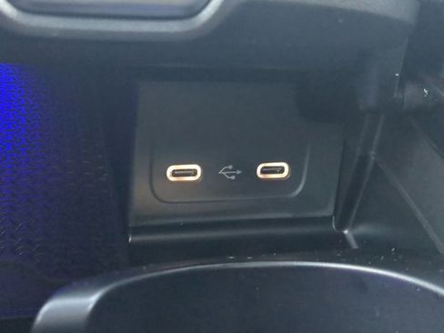 Used 2025 Mercedes-Benz C 300 Sedan image 21