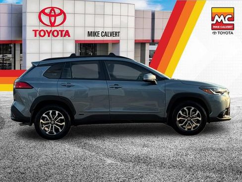 Used 2024 Toyota Corolla Cross AWD Hybrid image 6