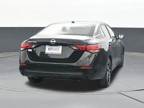 Used 2025 Nissan Sentra SV image 12