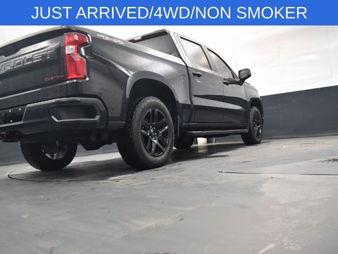 Used 2022 Chevrolet Silverado 1500 Custom w/ LPO, Blackout Package image 23