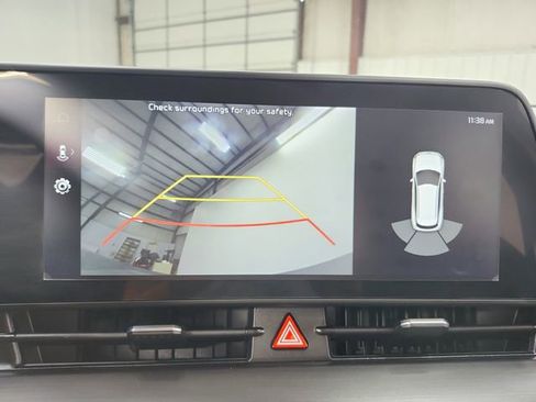 Used 2024 Kia Sportage EX AWD/4WD image 27