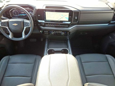 Used 2024 Chevrolet Silverado 3500 LTZ w/ LTZ Convenience Package image 11