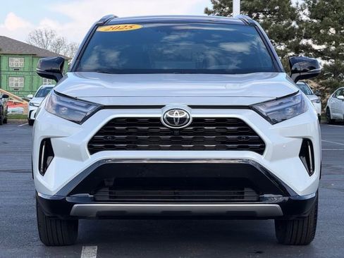 Certified 2025 Toyota RAV4 XSE w/ Advanced Technology Package AWD/4WD image 9