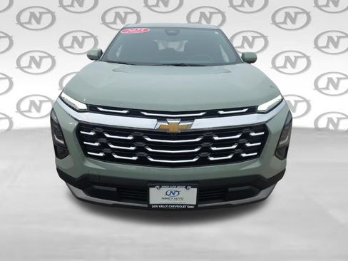 Used 2025 Chevrolet Equinox LT AWD/4WD image 14