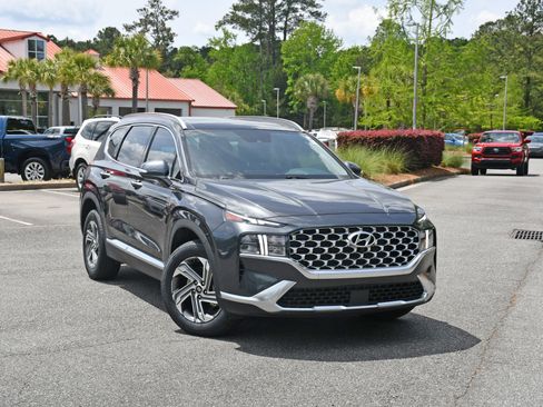 Used 2023 Hyundai Santa Fe SEL w/ Premium Package image 6