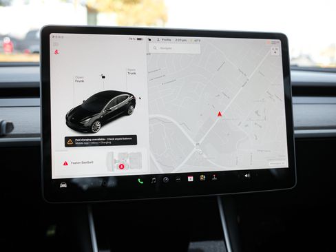 Used 2018 Tesla Model 3 Long Range image 21