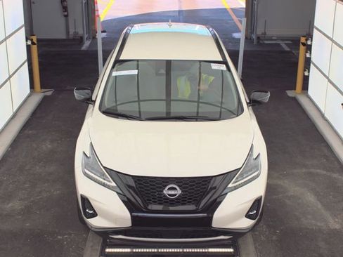 Used 2024 Nissan Murano SV w/ SV Midnight Edition Package image 4